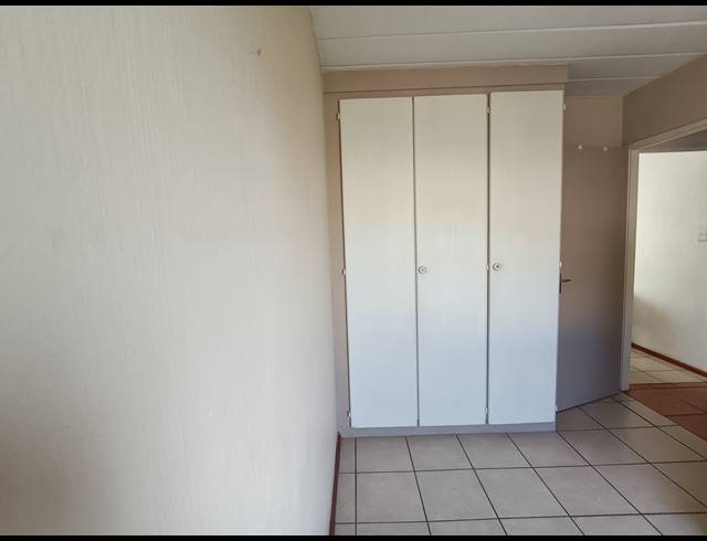 2 BEDROOM APARTMENT FOR SALE IN MEYERSDAL